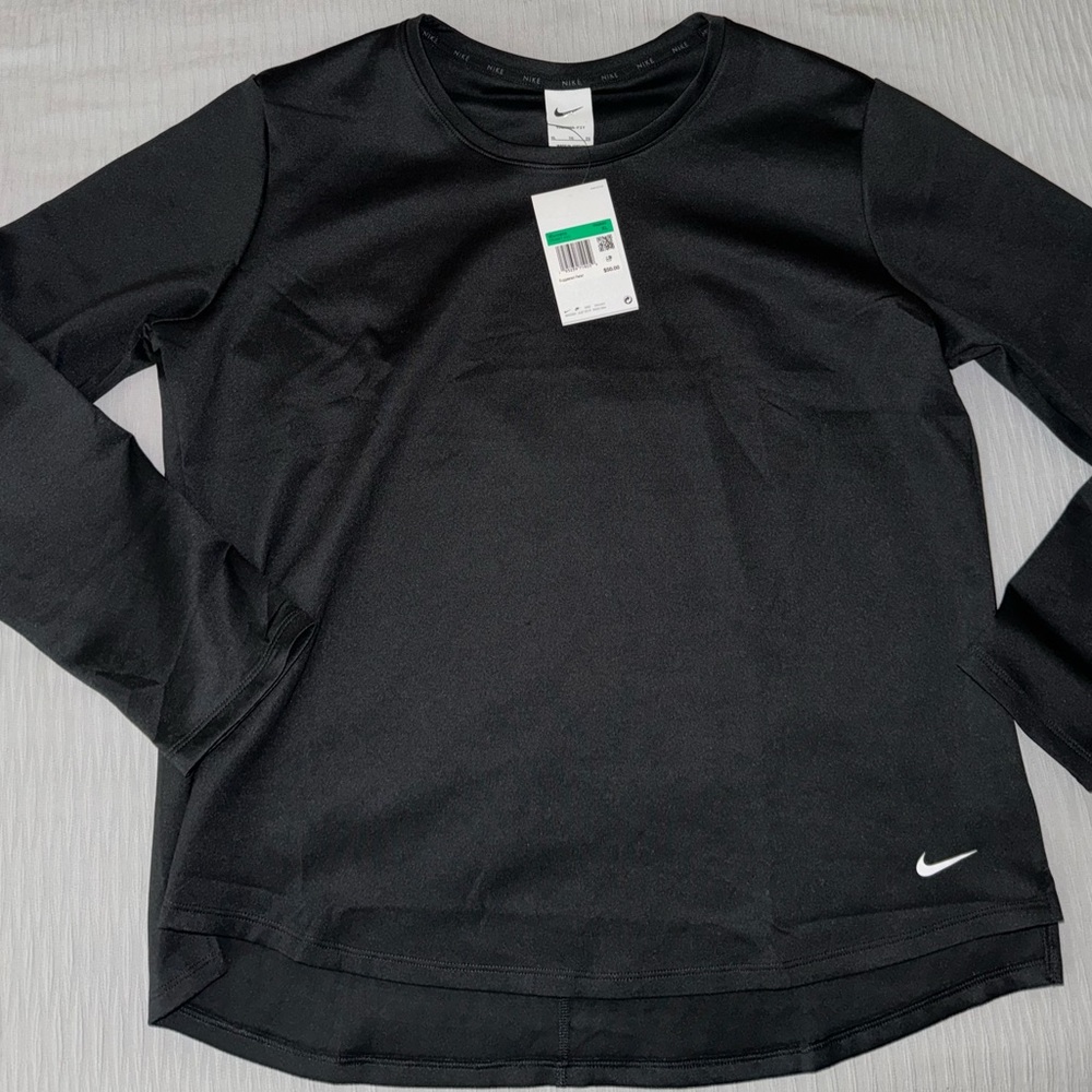 *Brand New* NIKE Women’s Long Sleeve Fitness Top Size XL (Super soft & stretchy)